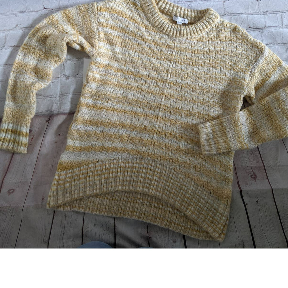 TopShop gorgeous sweater NWOT super soft hi-lo